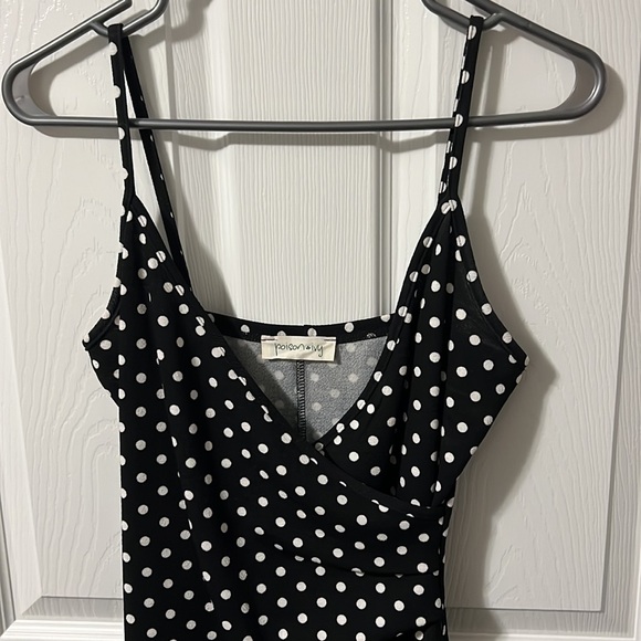 Dress - Picture 2 of 4